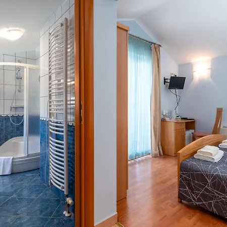 Ani Aparthotel *